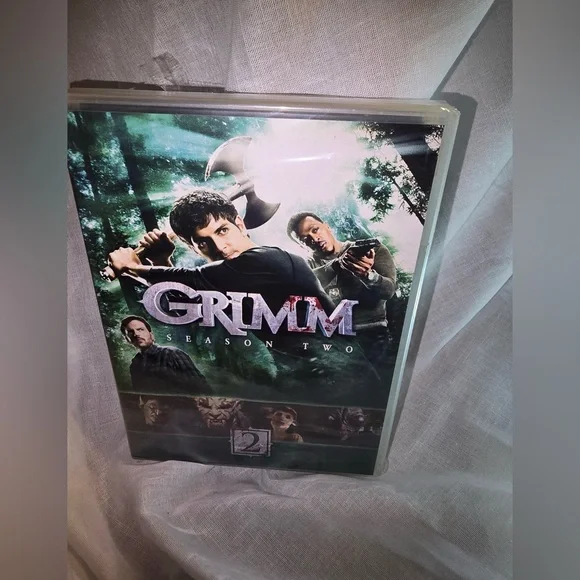 Grimm: Season Two (DVD, 2012) - Picture 1 of 5
